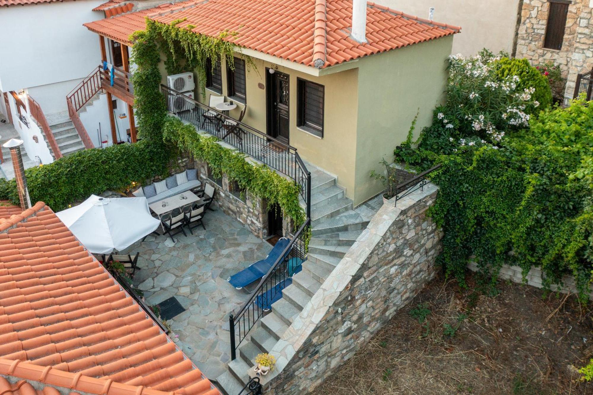Oreiades Guesthouse Parthenón Dış mekan fotoğraf