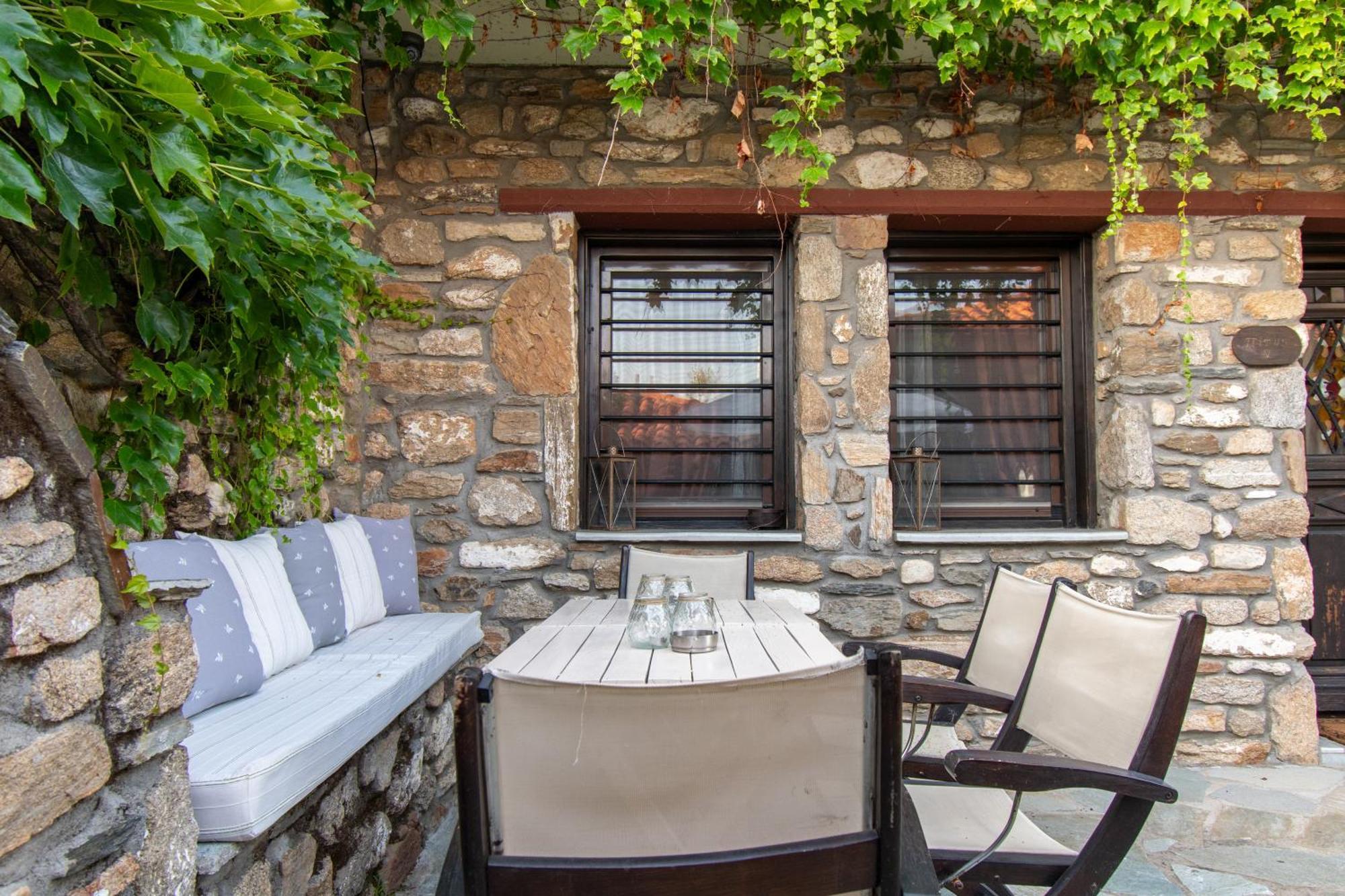 Oreiades Guesthouse Parthenón Dış mekan fotoğraf